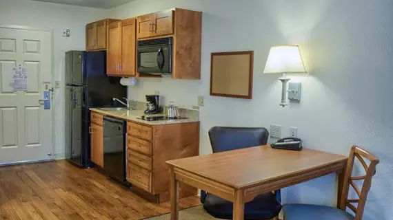 Candlewood Suites Mobile-Downtown | Alabama - Mobile (ve civarı) - Mobile