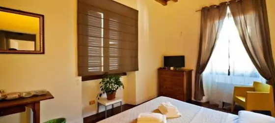 B&B SubUrbe Roma | Lazio - Roma (ve civarı) - Roma Kent Merkezi - Monti