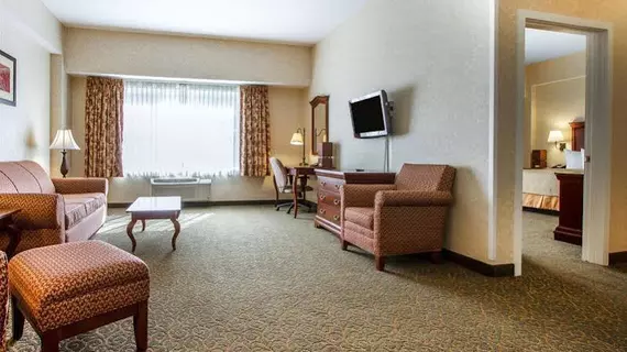 Quality Inn & Suites Evergreen Hotel | Maine - Augusta (ve civarı) - Augusta