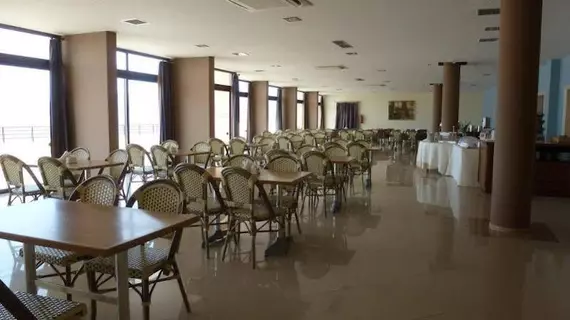 Plaza Hotel | Ege Adaları - Kilimli (Kelemez) - Massouri