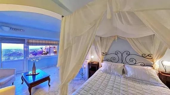 Suites Of The Gods Cave Spa Hotel | Ege Adaları - Santorini