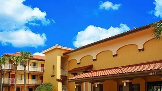 Quality Inn & Suites By the Parks | Florida - Orlando (ve civarı) - Disney's Maingate West