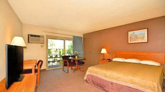 Super 8 by Wyndham Long Beach | Kaliforniya - Los Angeles County - Long Beach