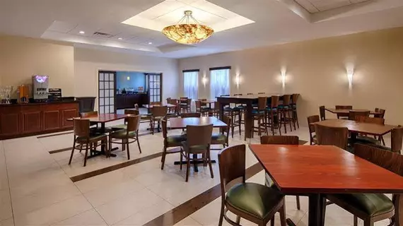 Best Western Plus Philadelphia Bensalem Hotel | Pensilvanya - Bucks County - Philadelphia (ve civarı) - Bensalem