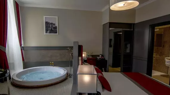 Hotel Piazza Venezia | Lazio - Roma (ve civarı) - Roma Kent Merkezi - Rione II Trevi