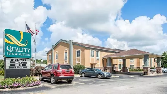 Quality Inn & Suites | Alabama - Jackson (ve civarı) - Thomasville