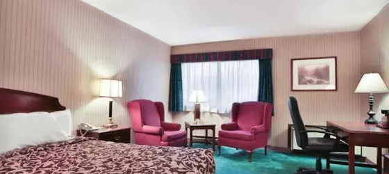 Ramada Plaza Hotel Hagerstown | Maryland - Hagerstown (ve civarı) - Hagerstown