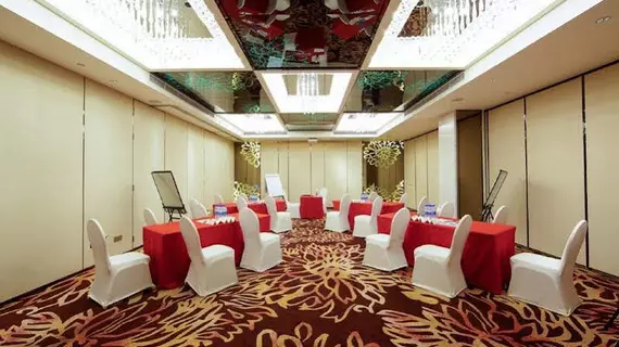 Hotel Equatorial Shanghai | Şanghay (ve civarı) - Şangay