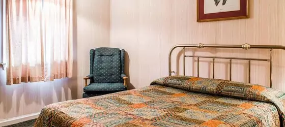 Rodeway Inn Akron | Pensilvanya - Lancaster (ve civarı) - Akron