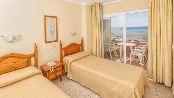 Apartamentos Stella Maris | Andalucia - Malaga İli - Fuengirola