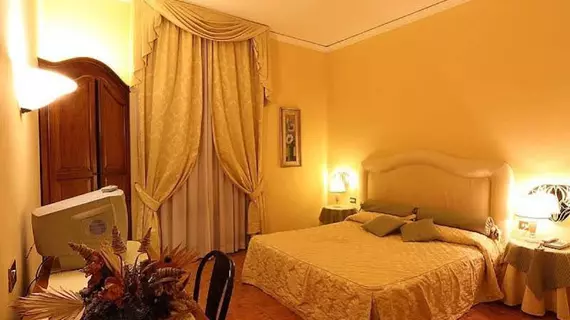 Hotel Alinari | Toskana - Floransa (il) - Floransa - Porta al Prato - Santa Maria Novella