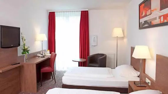 Quality Hotel Erlangen | Bavyera - Orta Franconia