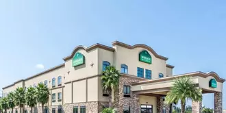 Wingate by Wyndham Lake Charles Casino Area