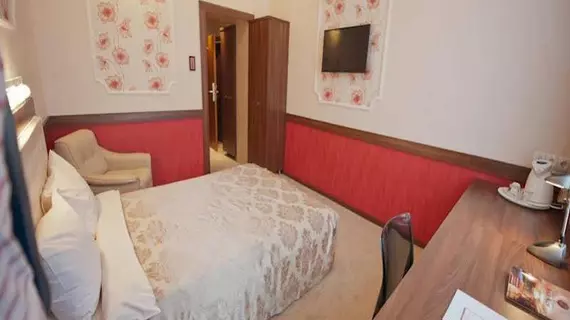 Jolly Alon Hotel | Kişinev