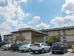 Quality Inn and Suites | Michigan - Detroit (ve civarı) - Romulus