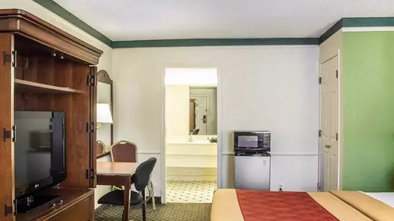 Rodeway Inn Denver | Kolorado - Denver (ve civarı) - Denver