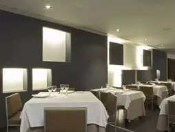 AC Hotel Ciudad de Pamplona by Marriott | Navarra - Pamplona (ve civarı) - Pamplona - Iturrama