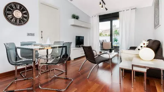 APARTAMENTOS TORRE DE LA PLATA | Andalucia - Seville İli - Sevilla - Casco Antiguo