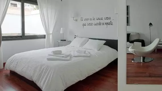 APARTAMENTOS TORRE DE LA PLATA | Andalucia - Seville İli - Sevilla - Casco Antiguo