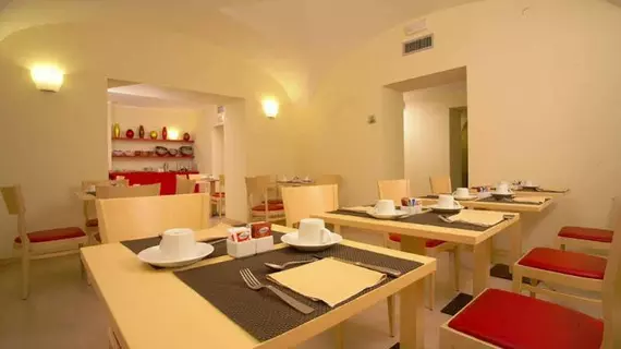 Hotel Garibaldi | Sicilya - Palermo (vilayet) - Palermo - Ruggero Settimo