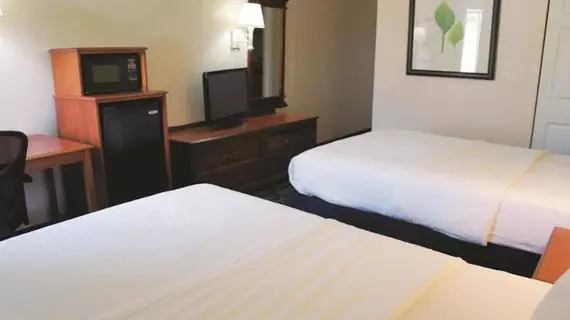 La Quinta Inn & Suites Tulsa Central | Oklahoma - Tulsa (ve civarı) - Tulsa