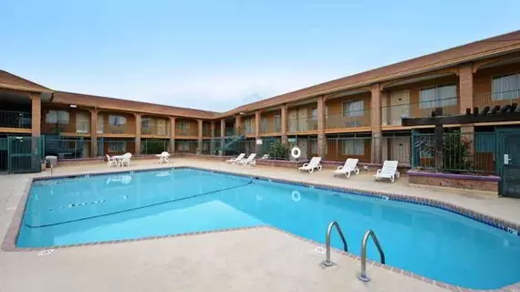 Americas Best Value Inn and Suites Las Cruces | New Mexico - Las Cruces (ve civarı) - Las Cruces