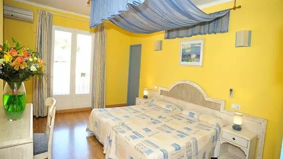 Hostal HPC Porto Colom | Balearic Adaları - Mayorka Adası - Campos - Migjorn