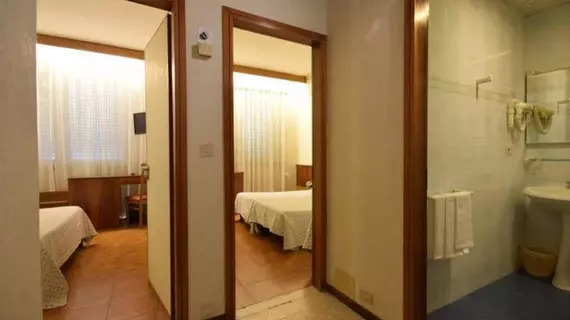 Euromotel Croce Bianca | Veneto - Verona (ve civarı) - Verona - Chievo - Ovest