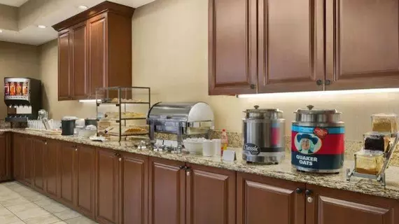 Country Inn & Suites by Radisson, Atlanta Galleria/Ballpark | Georgia - Atlanta (ve civarı) - Atlanta