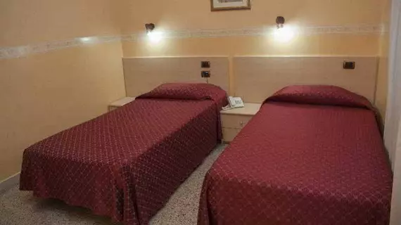 Casa La Salle Guest House | Lazio - Roma (ve civarı) - Aurelio