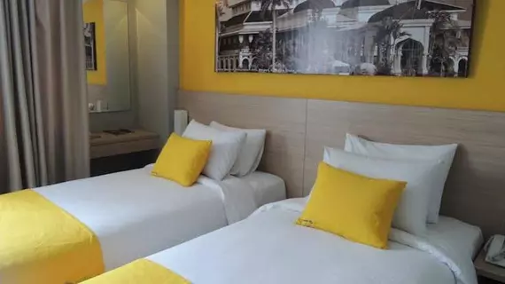 ParagonBiz Hotel | West Java - Cakarta (ve civarı) - Curug - Binong