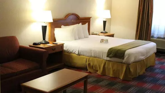 Quality Inn and Suites | Kaliforniya - San Diego County - Oceanside