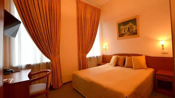 Hotel Vera | Leningrad Bölgesi - St. Petersburg (ve civarı) - St. Petersburg - Tsentralny