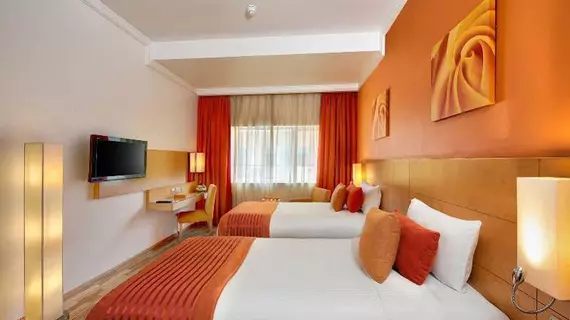 Al Khoory Executive Hotel, Al Wasl | Dubai - Dubai