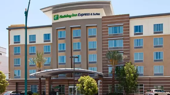 Holiday Inn Express & Suites Anaheim Resort Area | Kaliforniya - Orange County - Anaheim - Anaheim Resort