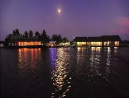 The Pride Emarald Alappuzha | Kerala - Kottayam Bölgesi - Kumarakom