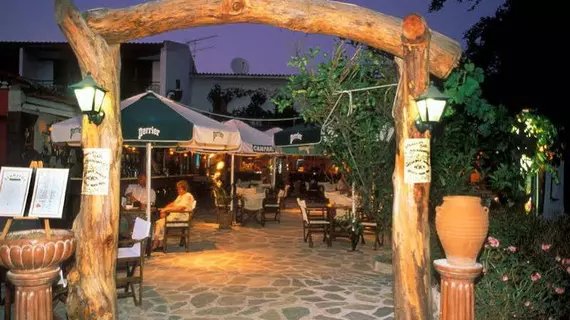 Caravos | Tesalya - Skiathos