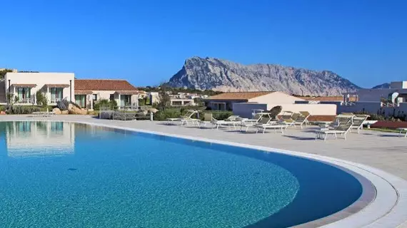 Resort Grande Baia | Sardinya - Sassari - San Teodoro