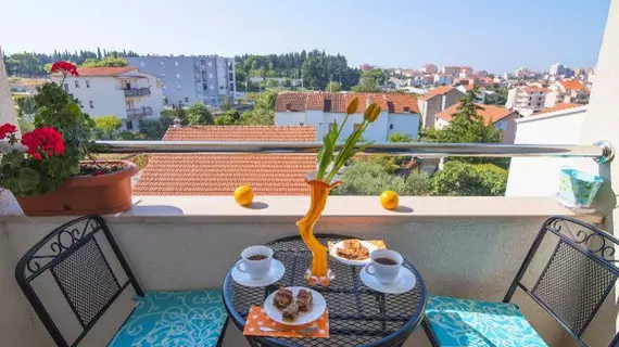 Apartments Iskra | Split-Dalmaçya - Split