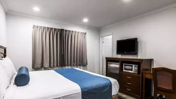 Rodeway Inn & Suites Pacific Coast Highway | Kaliforniya - Los Angeles County - Harbor City