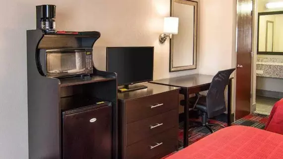 Quality Inn Monroe | Louisiana - Monroe (ve civarı) - Monroe