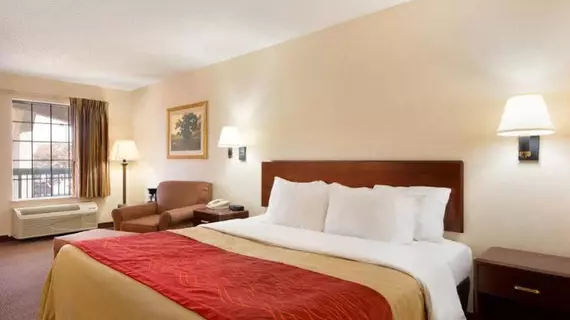 Baymont Inn and Suites Gallatin | Tennessee - Nashville-Davidson - Nashville (ve civarı) - Gallatin