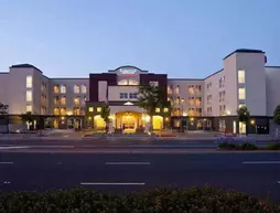 Fairfield Inn & Suites by Marriott San Francisco Airport | Kaliforniya - San Fransisko (ve civarı) - Millbrae