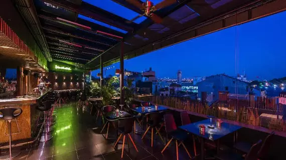 10 Karakoy Istanbul |  Istanbul  - Beyoğlu - Sütlüce Mahallesi