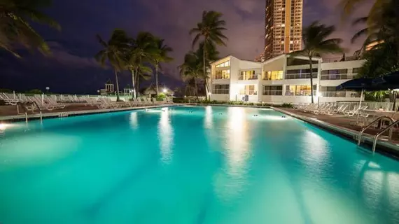 Golden Strand Ocean Villa Resort | Florida - Miami (ve civarı) - Sunny Isles Beach