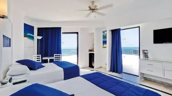 Riu Caribe All Inclusive | Quintana Roo - Benito Juárez - Cancun (ve civarı) - Oteller Bölgesi - Avenida Kukulkan