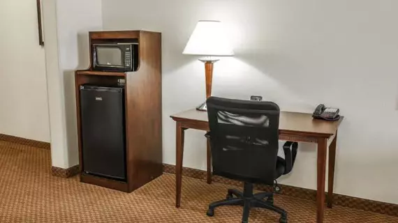 Comfort Suites Cincinnati Airport | Kentucky - Covington (ve civarı) - Hebron