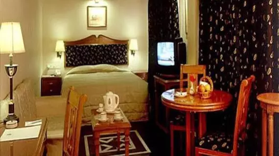 Sarovar Portico Ahmedabad | Gujarat - Ahmedabad Bölgesi - Ahmedabad - Ahmedabad Kent Merkezi