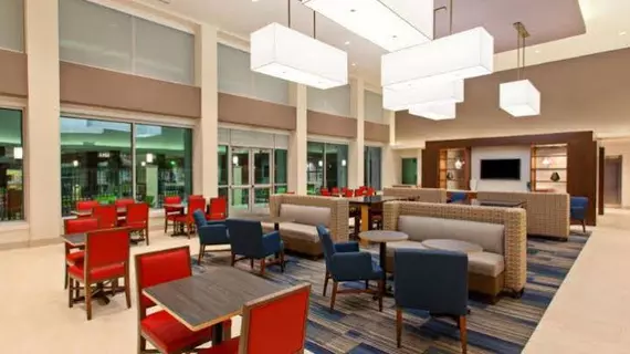 Holiday Inn Express & Suites Houston SW - Medical Ctr Area | Teksas - Houston (ve civarı) - Houston