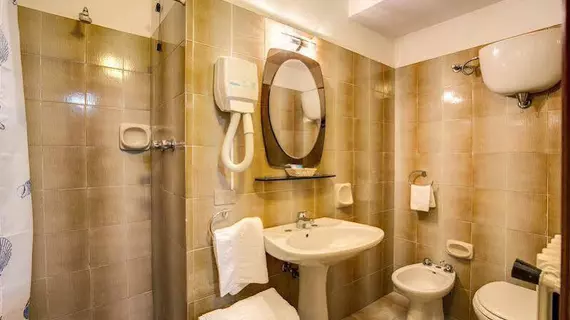 Hotel Roma | Umbria - Perugia (vilayet) - Assisi